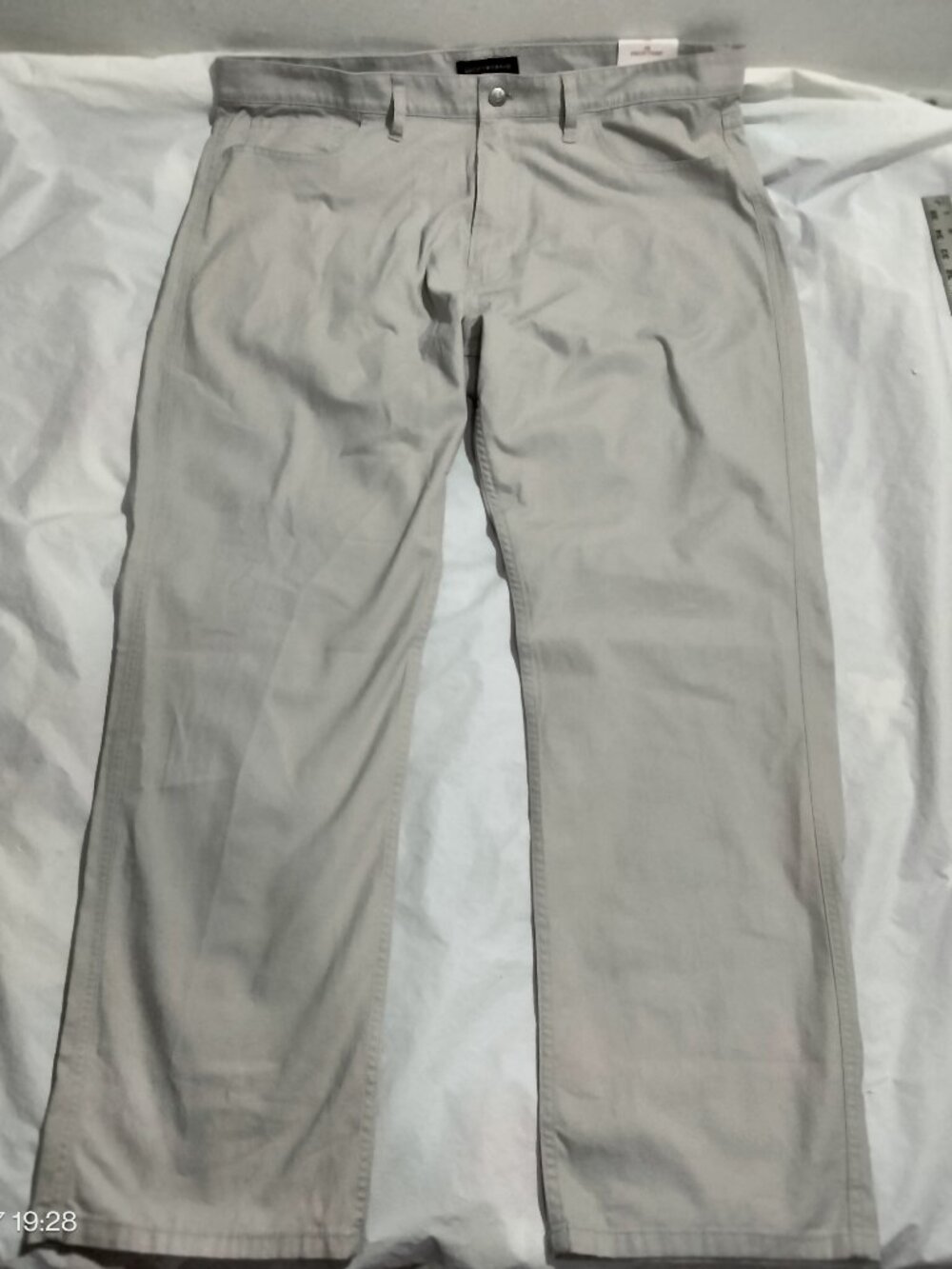 NWT Lucky Brand Mens 40x32 410 Athletic Straight Chino Pants Light Gray 7MP2050